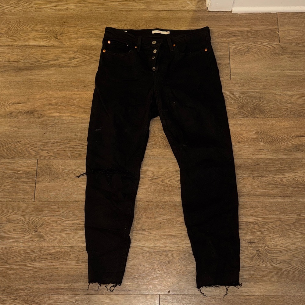 Black Wedgie Levi’s